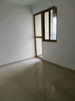 Room in 5 BHK Builder Floor at Godrej RKS, Chembur – for Sale