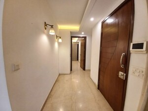 Building Lobby in 3 BHK Builder Floor at Green Park – for Rent