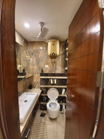 Bathroom in 3 BHK Builder Floor at Green Park – for Rent