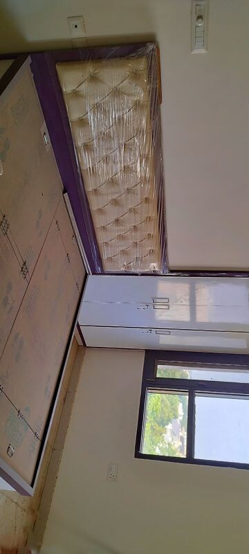 Room in 3.5 BHK Apartment at Vardhman Imperial Height, Gandhi Path – for Rent