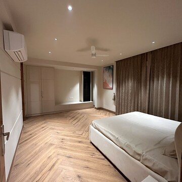 Bedroom in 4 BHK Builder Floor at Ghitorni – for Sale