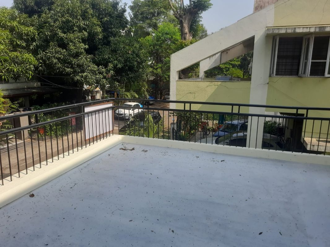 2.5 BHK 1600 Sq.Ft. Villa in Abhimanshree Society