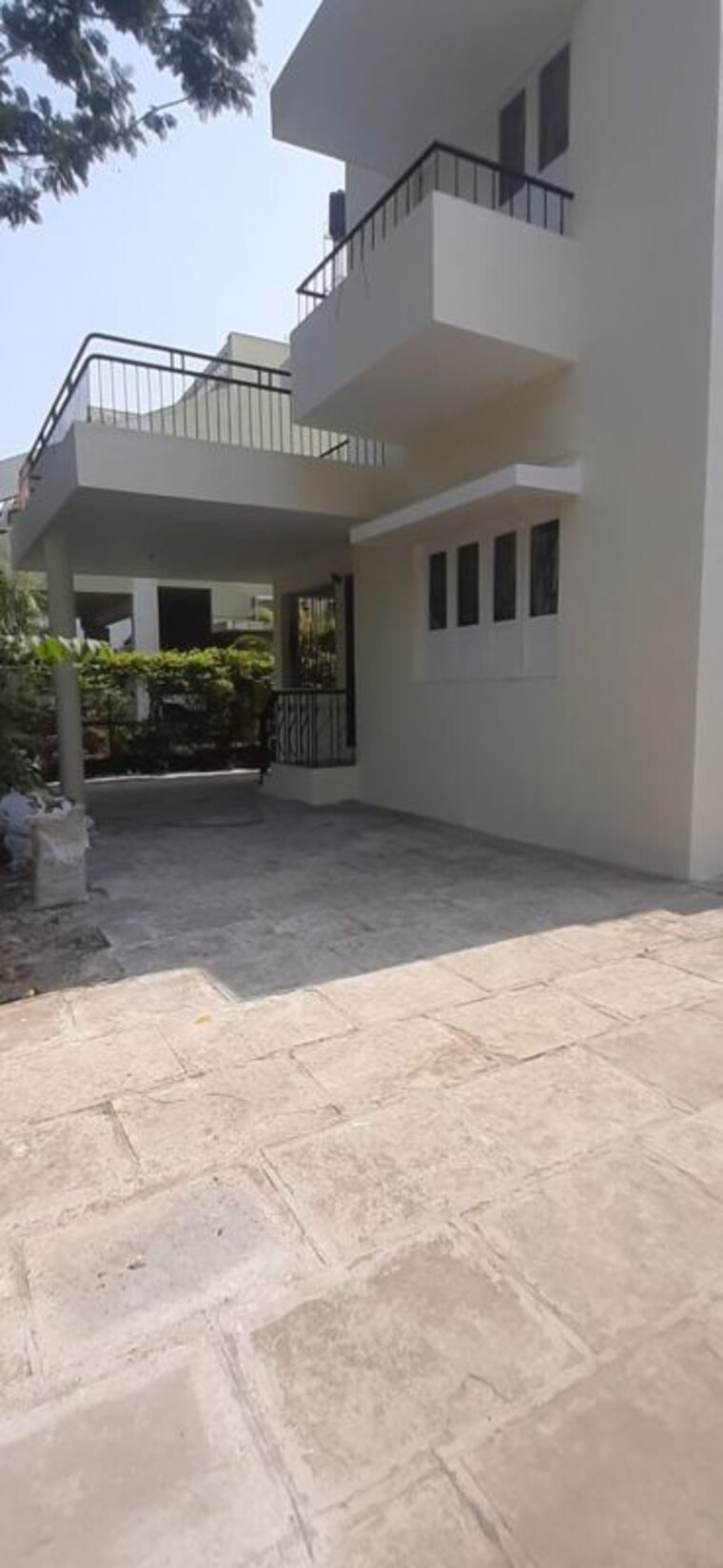  Parking, abhimanshree-society 2.5 Bedroom 1600 Sq.Ft. Villa In Pashan Pune 9986088