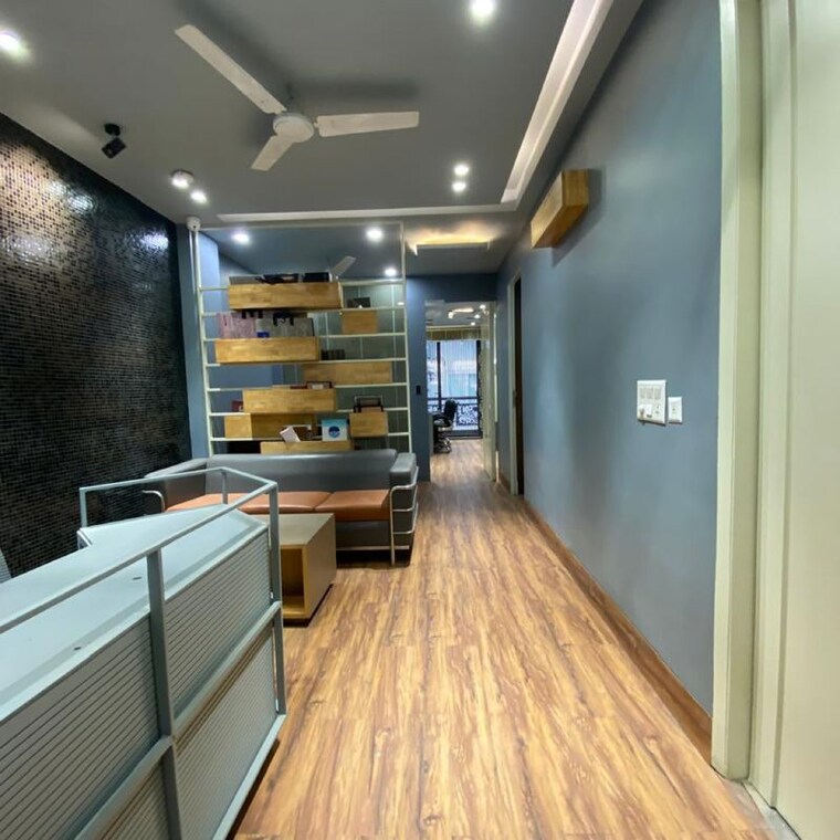 Other, chattarpur Commercial Office Space 1150 Sq.Ft. In Chattarpur Delhi 9986096