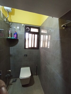 Attached Bathroom in 1 BHK Apartment at Mulund West – for Sale