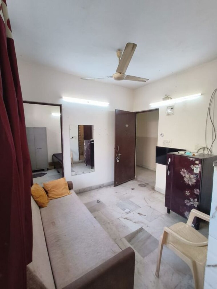 Bedroom, east of kailash 1 Bedroom 550 Sq.Ft. Builder Floor In East Of Kailash Delhi 9986114