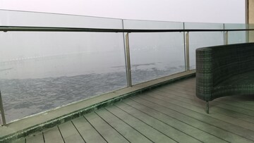 Room in 5 BHK Apartment at Bayview Terraces, Prabhadevi – for Rent