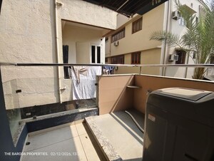  2 BHK Apartment at Race Course – for Rent