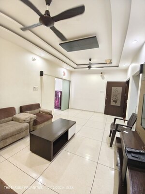 Living Room in 2 BHK Apartment at Race Course – for Rent