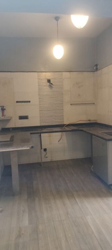 Kitchen in 2.5 BHK Builder Floor at Janakpuri – for Rent
