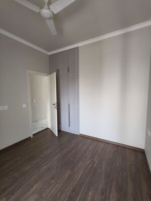 3 BHK Builder Floor For Rent in Central Park Flower Valley, Sohna Sector 33