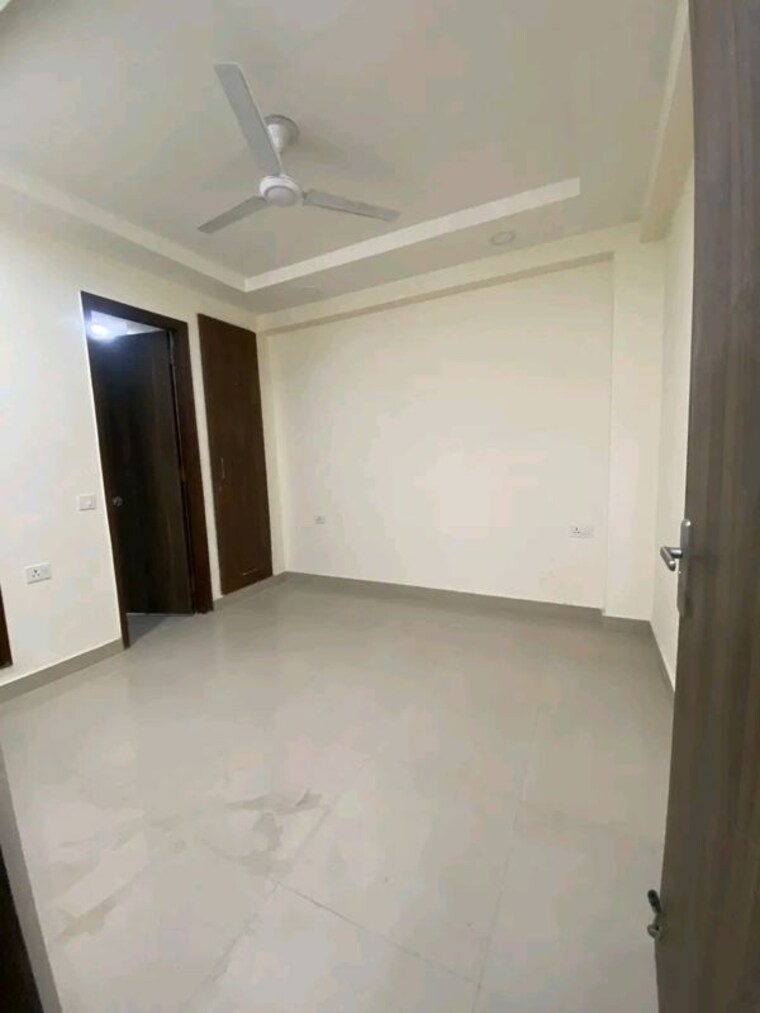 Room, palm-residency-chhatarpur 3 Bedroom 1200 Sq.Ft. Apartment In Chattarpur Delhi 9986126