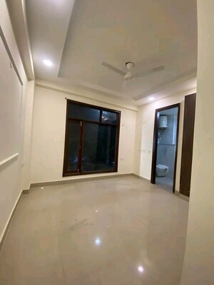 Room in 3 BHK Apartment at Palm Residency Chhatarpur, Chattarpur – for Rent