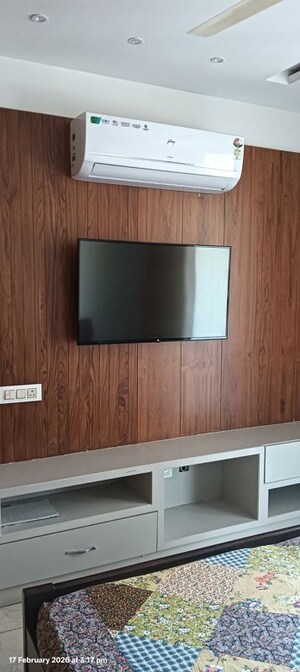 Furnished Amenities in 3 BHK Builder Floor at Sector 4 – for Rent