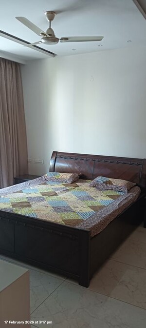 Bedroom in 3 BHK Builder Floor at Sector 4 – for Rent