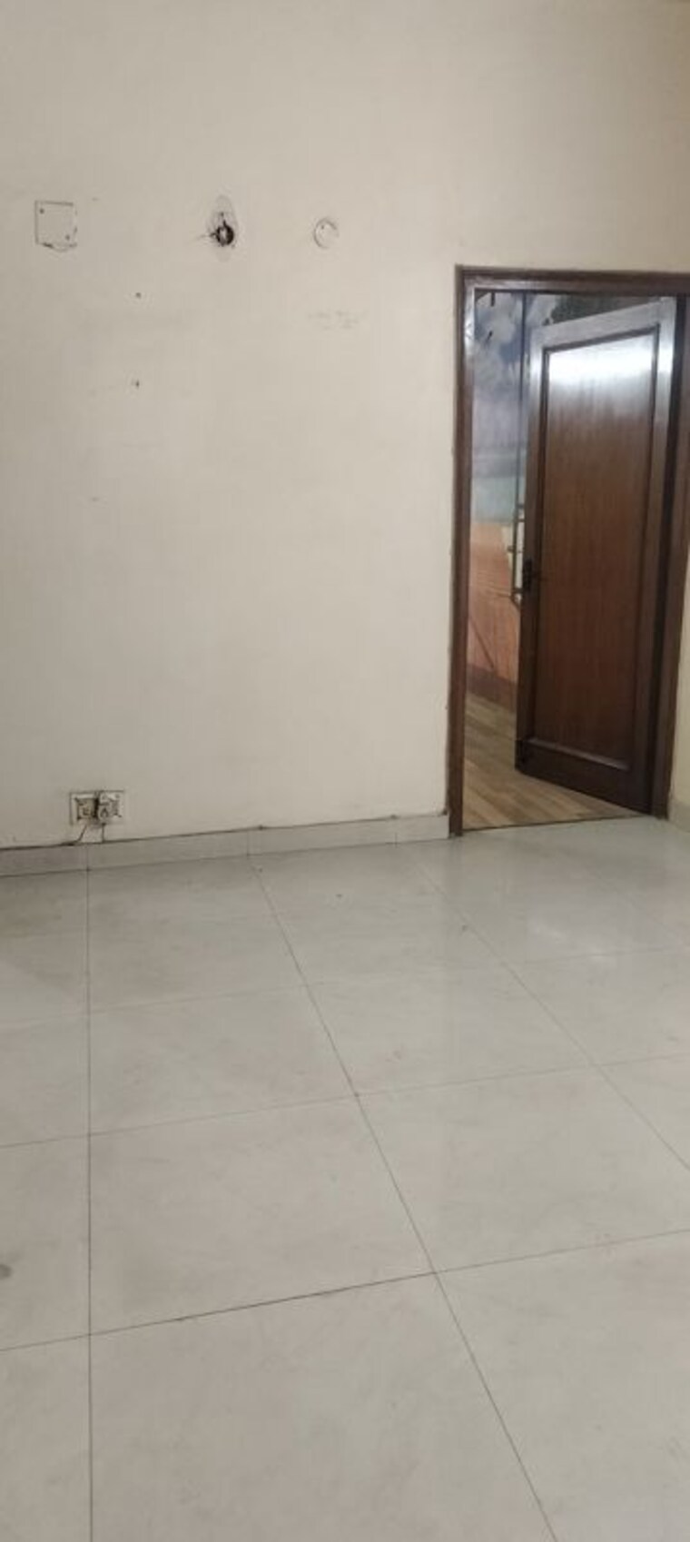 Room, janakpuri 2.5 Bedroom 1700 Sq.Ft. Builder Floor In Janakpuri Delhi 9986139