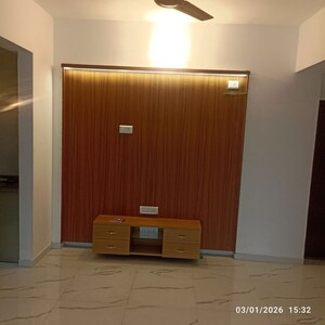 Furnished Amenities in 1 BHK Apartment at Krishnan D Solitaire, Santacruz East – for Rent
