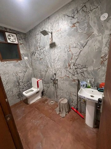 Bathroom in 2 BHK Apartment at Palm Residency Chhatarpur, Chattarpur – for Rent