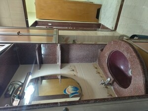 Furnished Amenities in 2 BHK Apartment at Kurla East – for Rent