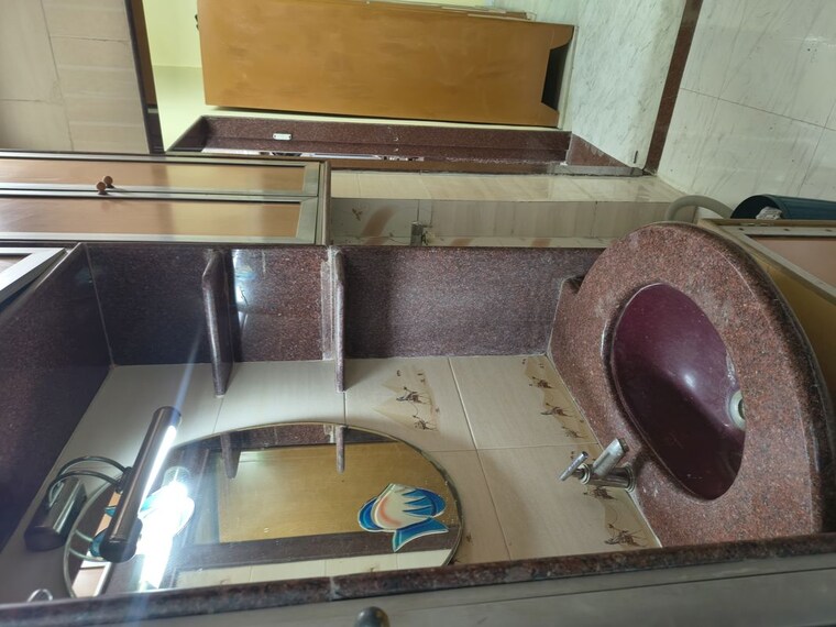 undefined, kurla east 2 Bedroom 700 Sq.Ft. Apartment In Kurla East Mumbai 9986151