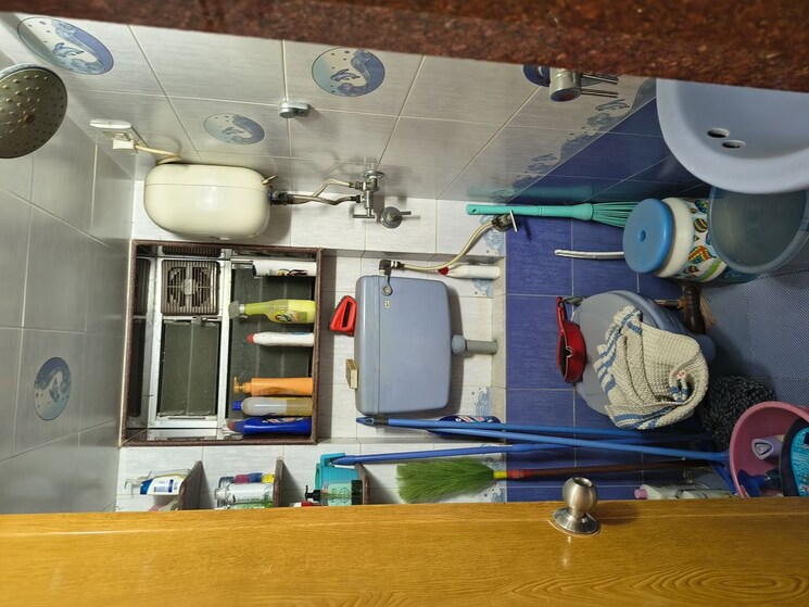 Gym, kurla east 2 Bedroom 700 Sq.Ft. Apartment In Kurla East Mumbai 9986151