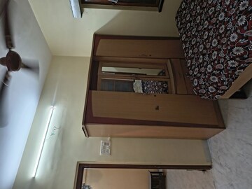 Furnished Amenities in 2 BHK Apartment at Kurla East – for Rent