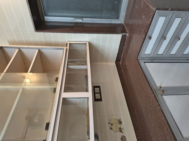 undefined, kurla east 2 Bedroom 700 Sq.Ft. Apartment In Kurla East Mumbai 9986151