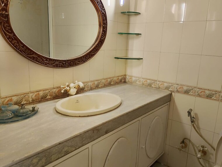 Bathroom, simran-orchids 2 Bedroom 1100 Sq.Ft. Apartment In Kondhwa Pune 9986166