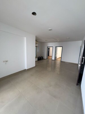 Room in 3.5 BHK Apartment at Emaar Gurgaon Greens, Sector 102 – for Rent