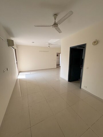 Bathroom in 3.5 BHK Apartment at Experion The Heart Song, Sector 108 – for Rent