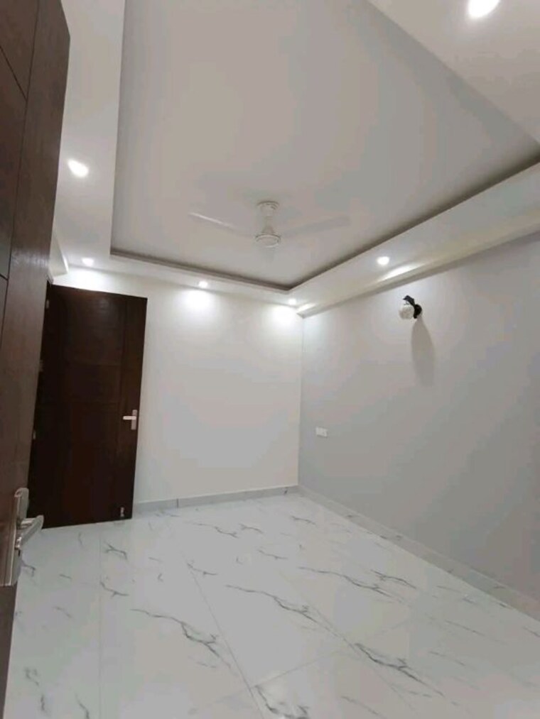 Room, palm-residency-chhatarpur 3 Bedroom 1100 Sq.Ft. Apartment In Chattarpur Delhi 9986194