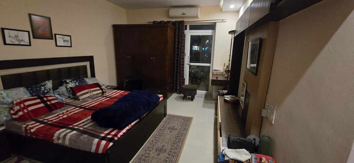 3 BHK + Servant Room Apartment For Sale in Bestech Park View City 2