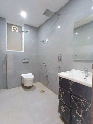 Bathroom in 3 BHK Builder Floor at Palm Residency Chhatarpur, Chattarpur – for Rent