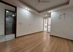 Room in 3 BHK Builder Floor at Palm Residency Chhatarpur, Chattarpur – for Rent