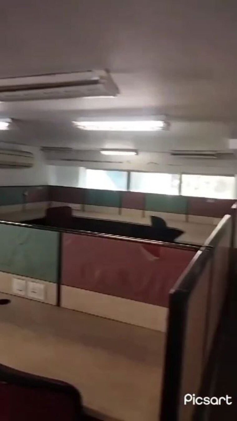 Team Area, oberoi-chambers Commercial Office Space 5000 Sq.Ft. In Andheri West Mumbai 9978306