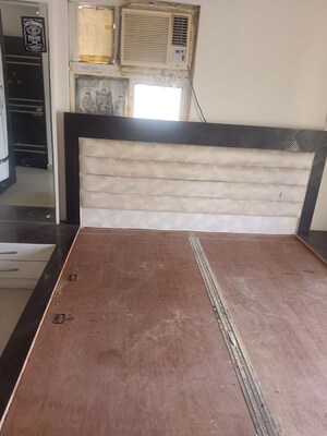 Room in 3 BHK Apartment at Singla South City, Lohgarh – for Rent