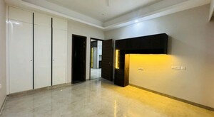 Room in 4 BHK Apartment at Uchdpl Veridia Oakwood Enclave, Wave City – for Rent