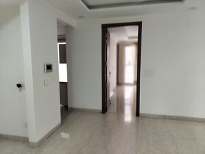 Room in 2.5 BHK Builder Floor at M3M Antalya Hills, Sector 79 – for Sale