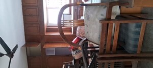 Room in 3 BHK Apartment at Sarita Vihar – for Rent