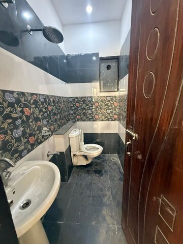 Team Area in 3 BHK Builder Floor at Dhakoli – for Sale