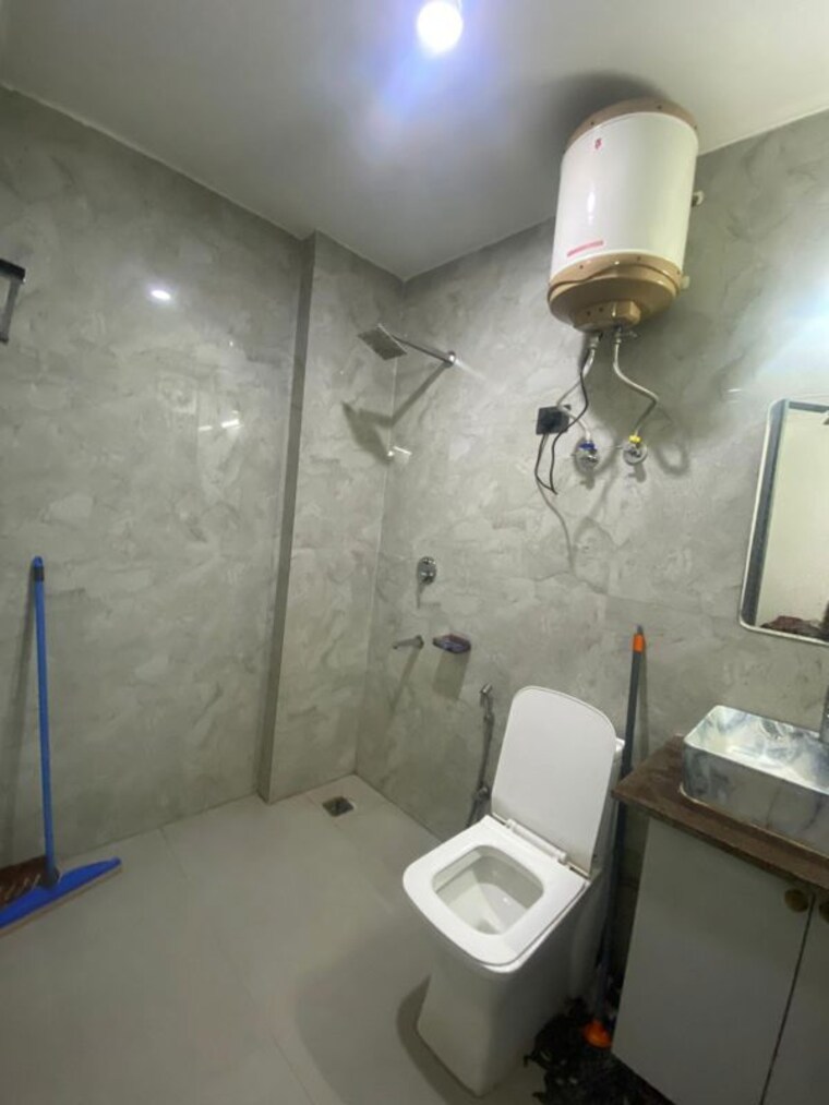 Bathroom, saket 1 Bedroom 700 Sq.Ft. Builder Floor In Saket Delhi 9986261
