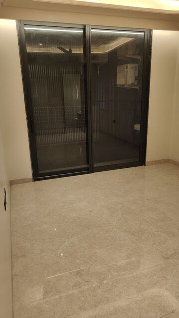 Room in 2.5 BHK Builder Floor at M3M Antalya Hills, Sector 79 – for Sale