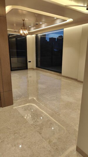 Room in 2.5 BHK Builder Floor at M3M Antalya Hills, Sector 79 – for Sale