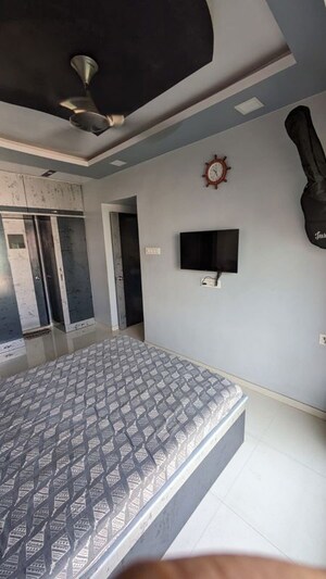 Bedroom in 1 BHK Apartment at Ghatkopar East – for Sale