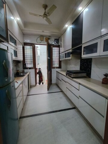 Kitchen in 2 BHK Builder Floor at Sector 46 – for Rent