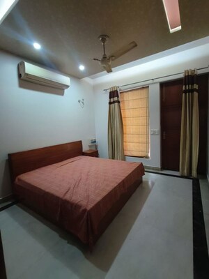 Bedroom in 2 BHK Builder Floor at Sector 46 – for Rent