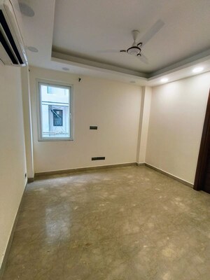 Room in 3 BHK Builder Floor at East Of Kailash – for Rent
