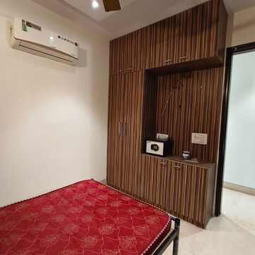 Room in 2 BHK Builder Floor at Malviya Nagar – for Rent