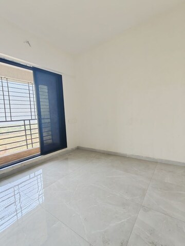 Room in 1 BHK Apartment at Shree Ostwal Horizon, Mira Road – for Rent