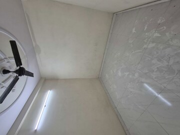 Furnished Amenities in 2.5 BHK Builder Floor at Mayur Vihar – for Sale